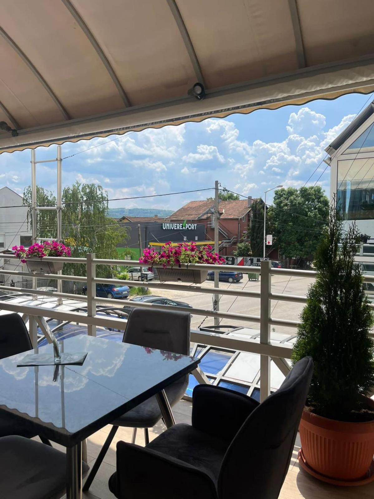 Hotel Lupus Novi Sad Exterior foto